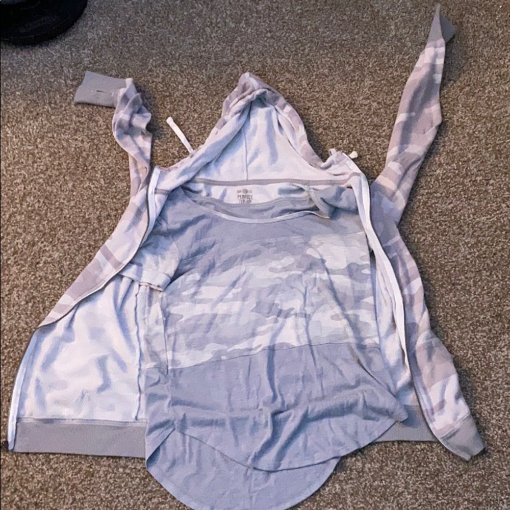 Zip up sweatshirt and t-shirt